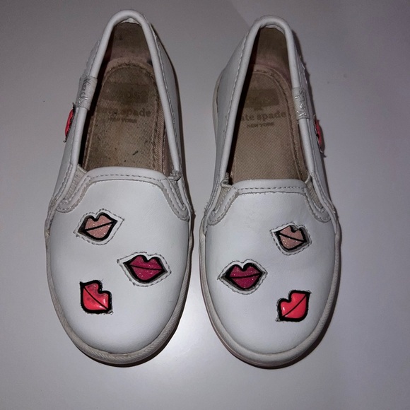Kate Spade White Slip-On Shoes with Lip Design - Picture 1 of 4